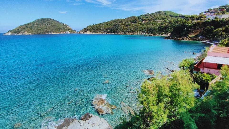 Hotel Scoglio Bianco ポルトフェッラーイオ エクステリア 写真